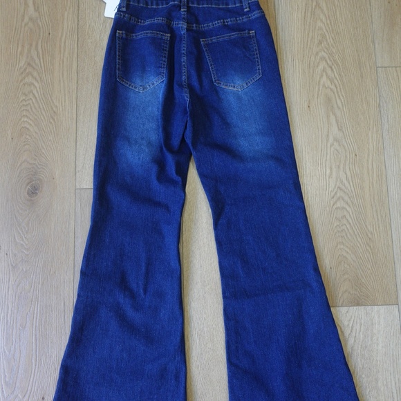 Dazy Wide Leg / Bell-Bottom Jeans • Medium Wash • Size M Women's - Picture 4 of 4